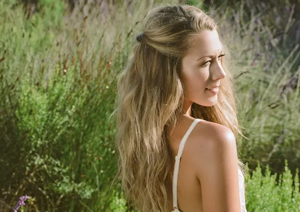 Image: Colbie Caillat w/ Mitchell Tenpenny