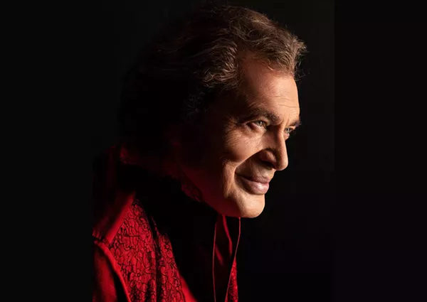 Image: Engelbert Humperdinck - A Winter World Of Love