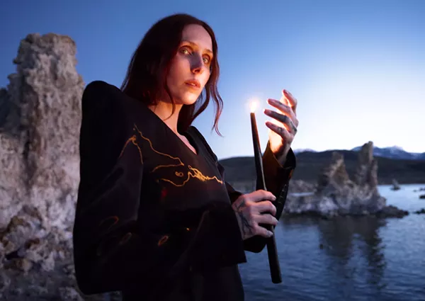 Image: Chelsea Wolfe: THE DARK World Tour