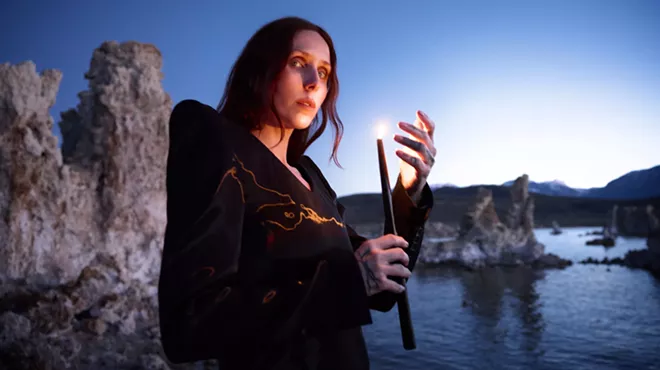 Image: Chelsea Wolfe: THE DARK World Tour