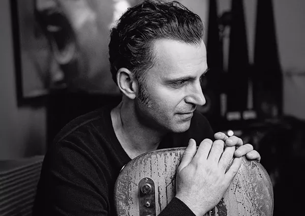 Image: Dweezil Zappa DZ20: Like Father, Like Son